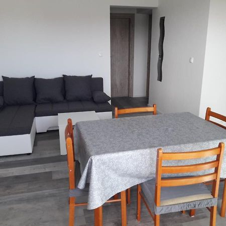 Apartman Sandra Vodice Buitenkant foto