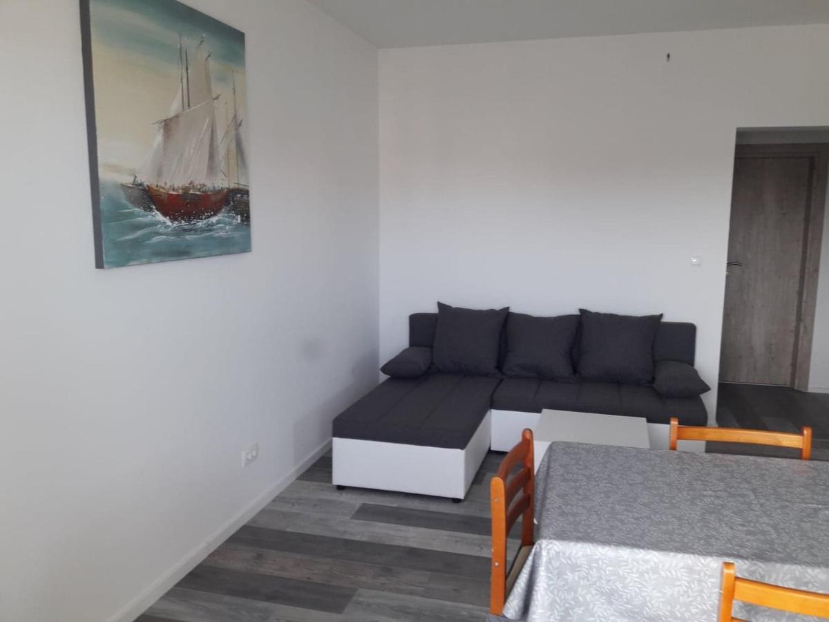 Apartman Sandra Vodice Buitenkant foto