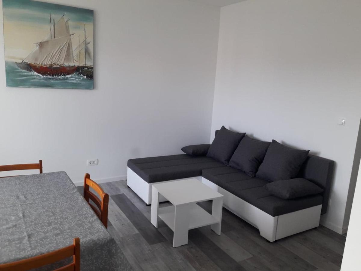 Apartman Sandra Vodice Buitenkant foto